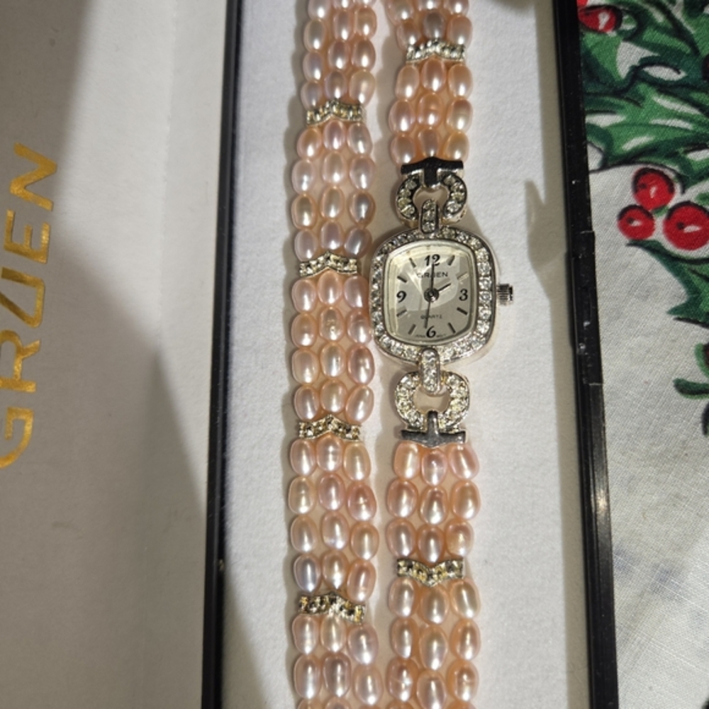 NIB GRUEN Vintage Natural Pink Pearl & Cubic Zirconia Watch & Matching Bracel…